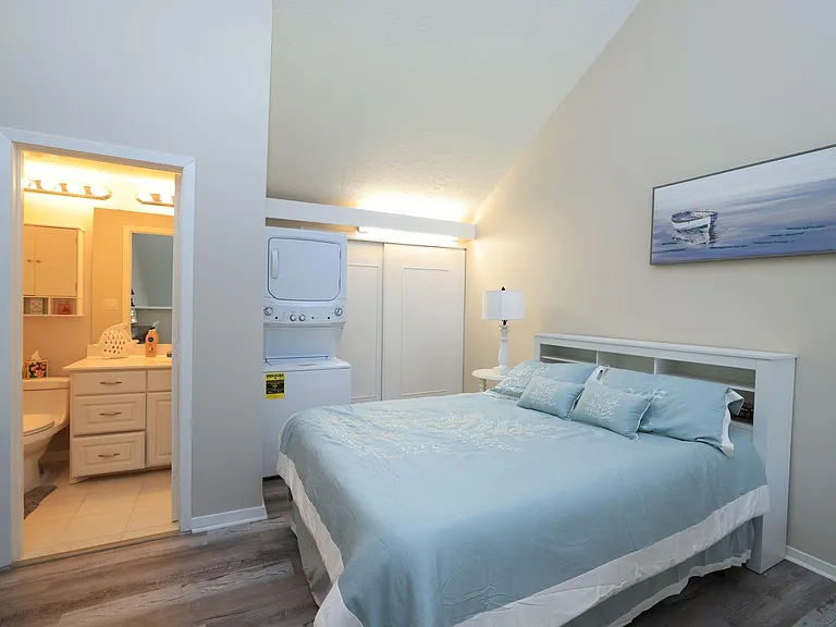 12600 Melville Dr #318B — Photo 13