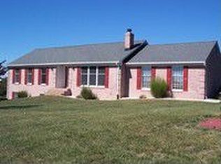 323 Cloverdale Rd, Charles Town, WV 25414