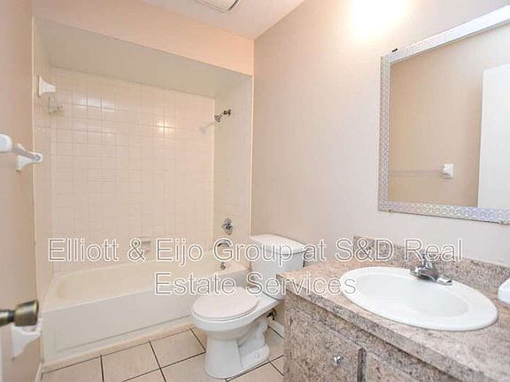 3rd image of 774 Zella Ln