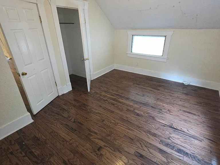 Bedroom 3 with closet