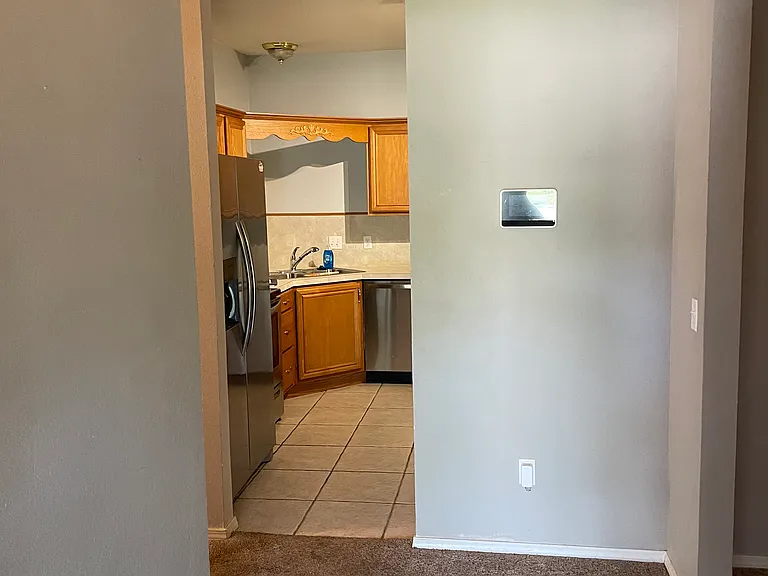 1104 NE 5th Ter — Photo 2