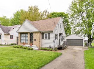 1904 W Maple St, Lansing, MI 48915