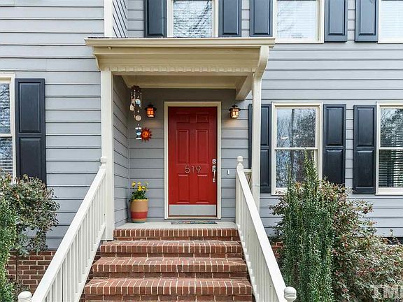 3rd image of 519 Tall Oaks Dr