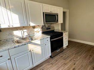110 Hilton Ave #4, Vauxhall, NJ 07088