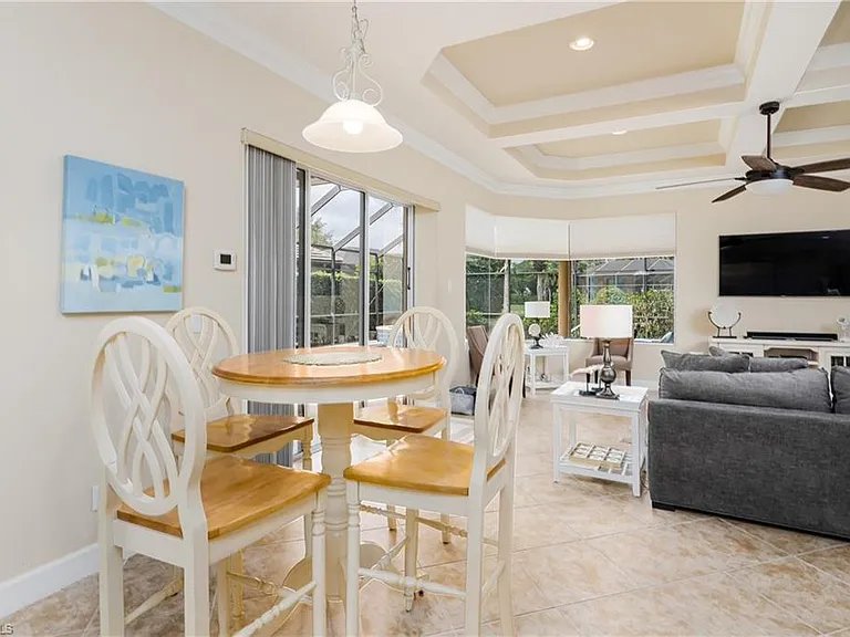 8754 Hideaway Harbor Ct — Photo 16