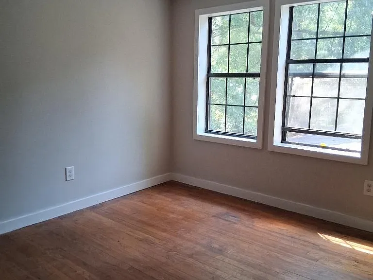 1116 Potter Ave — Photo 12