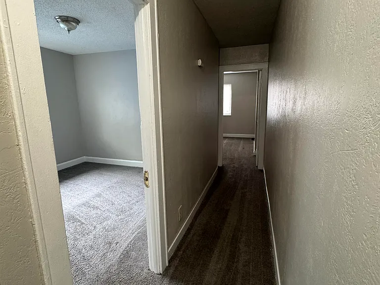 1221 E 20th Ave #1221 — Photo 12