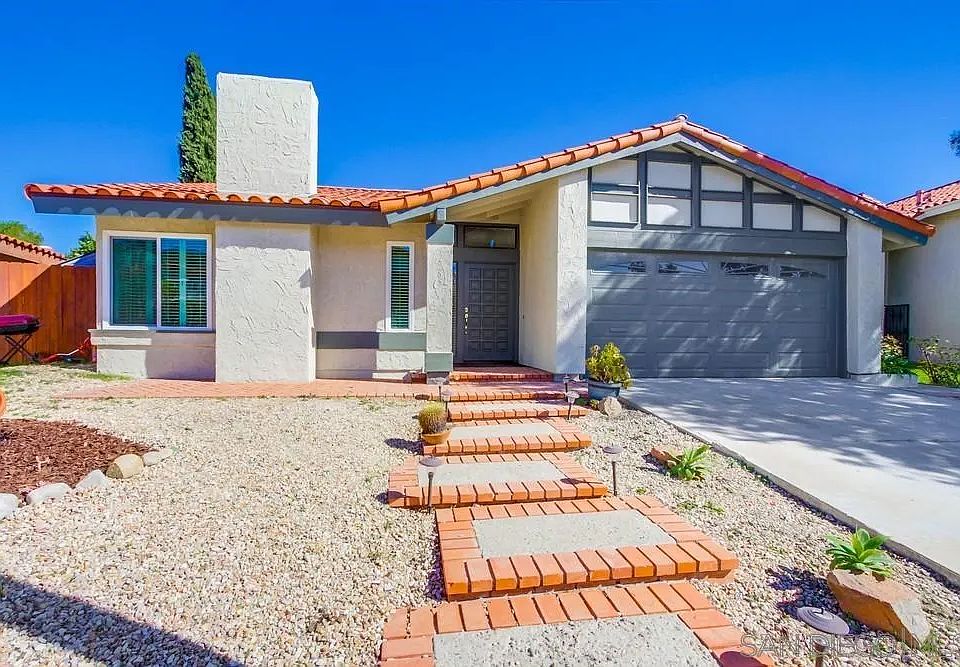 1st image of 11285 Del Diablo St