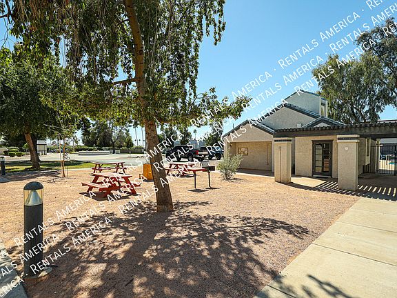 5th image of 3716 E University Dr Unit 2035