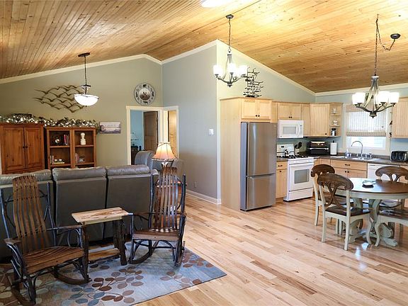 2nd image of 29748 Oaks Court