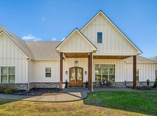 6035 Feathers Chapel Dr, Somerville, TN 38068