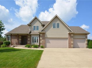706 NW Rockcrest Cir, Ankeny, IA 50023