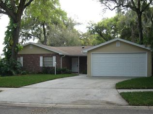 209 Gay Rd, Seffner, FL 33584