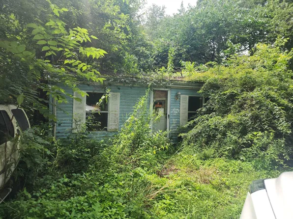 6832 E 150th Rd N, Logansport, IN 46947