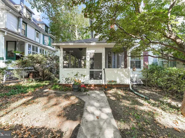 107 Upland Ter, Bala Cynwyd, PA 19004