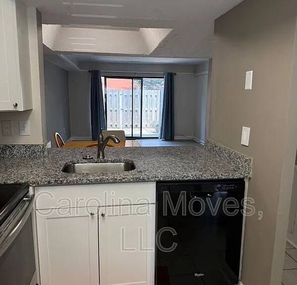 2530 E North St #15-E — Photo 5