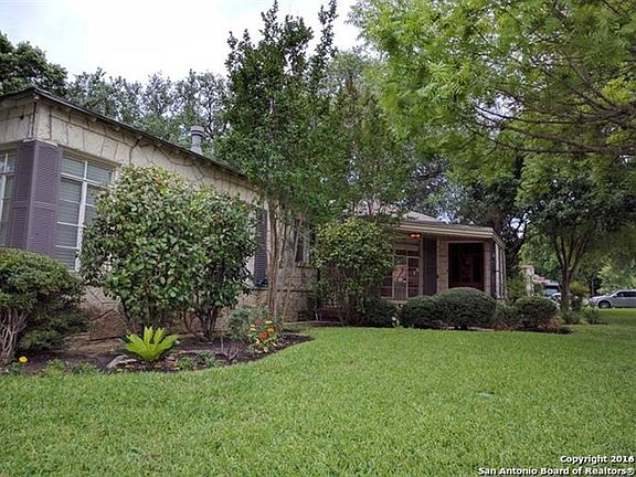 3rd image of 402 Quentin Dr