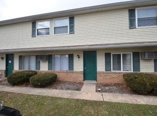 135 S 3rd St #G, Mount Wolf, PA 17347