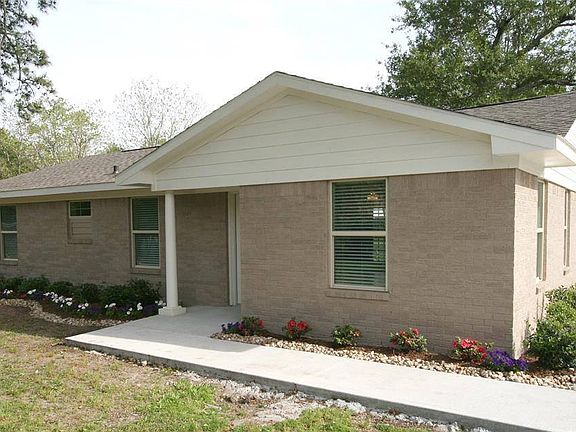 4th image of 16223 Grasmere Dr