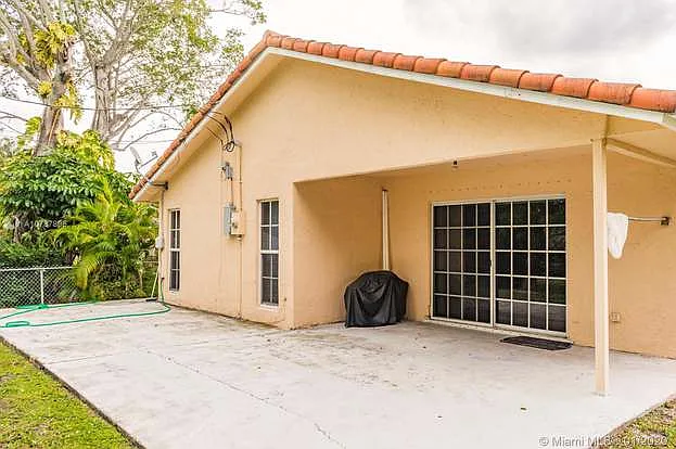2643 Fillmore St — Photo 27