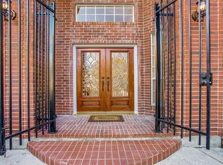 1211 Trace Dr, Houston, TX 77077