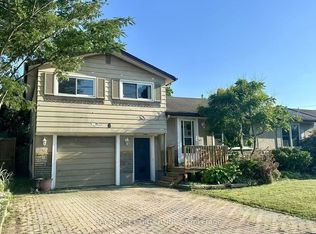 6 Oriole Dr, Saint Catharines, ON L2M 3C3