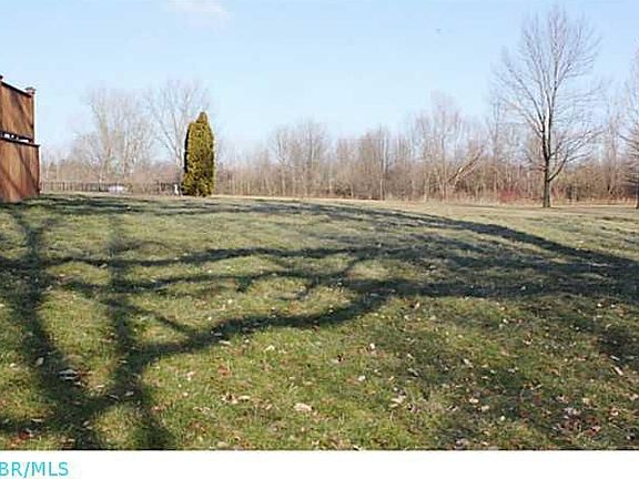 4th image of 5674 Silver Spurs Ln