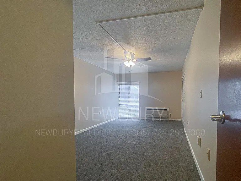 530 N Main Street - The Townhouse. — Photo 40