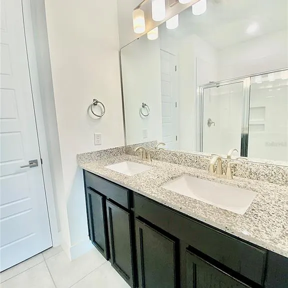 7206 Carrickbend Ln — Photo 35