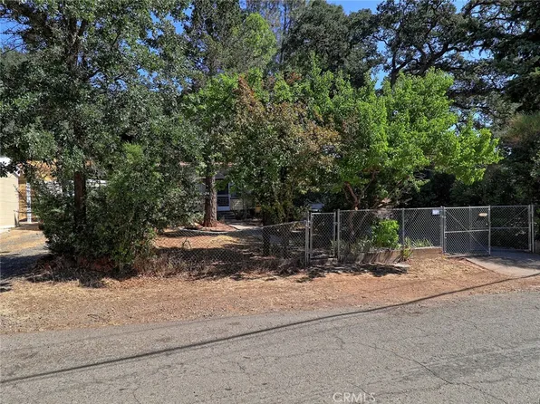 12550 Oak St, Clearlake Oaks, CA 95423