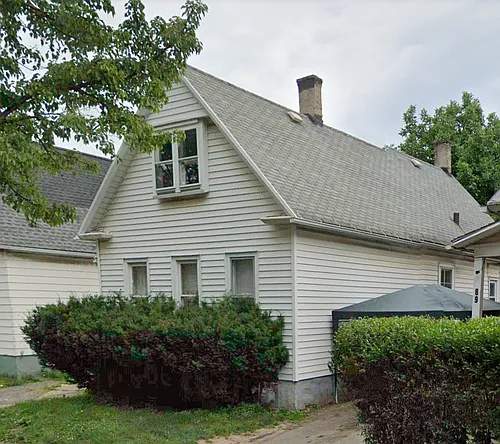 93 Pulaski St Photo 1