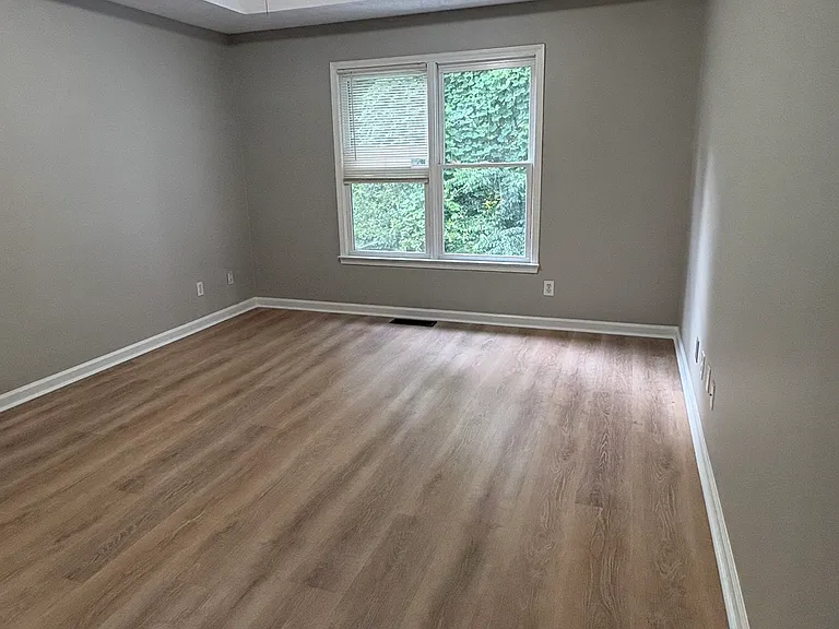 2700 Fort Daniels Dr — Photo 18