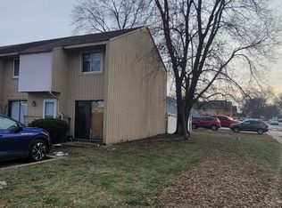 1991 Bennington Ct, Elgin, IL 60123