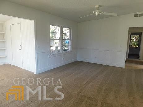 3rd image of 215 Sylvan Heights Dr
