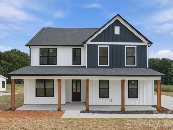1511 Lingerfelt Farm Dr #3, Bessemer City, NC 28016