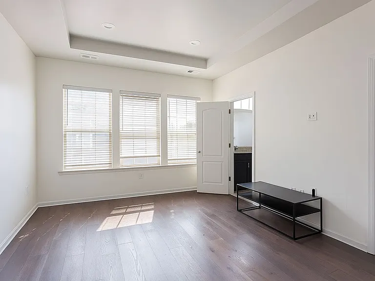33 Ambrosia Ct — Photo 13