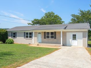 704 Miles Rd, Pulaski, TN 38478