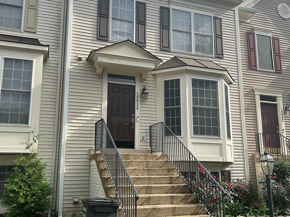 1st image of 12914 Hyannis Ln