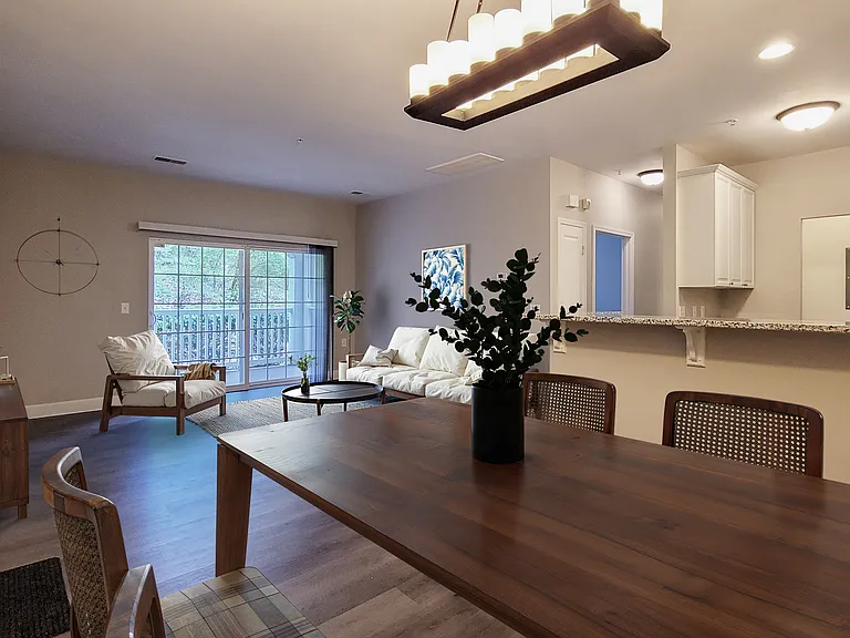 7232 Althorp Way #V-4 — Photo 5