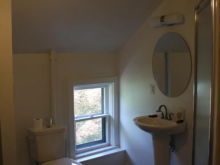 328 Paris Ave SE #4 — Photo 10