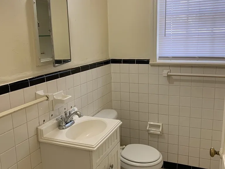 1451 S Milledge Ave — Photo 8
