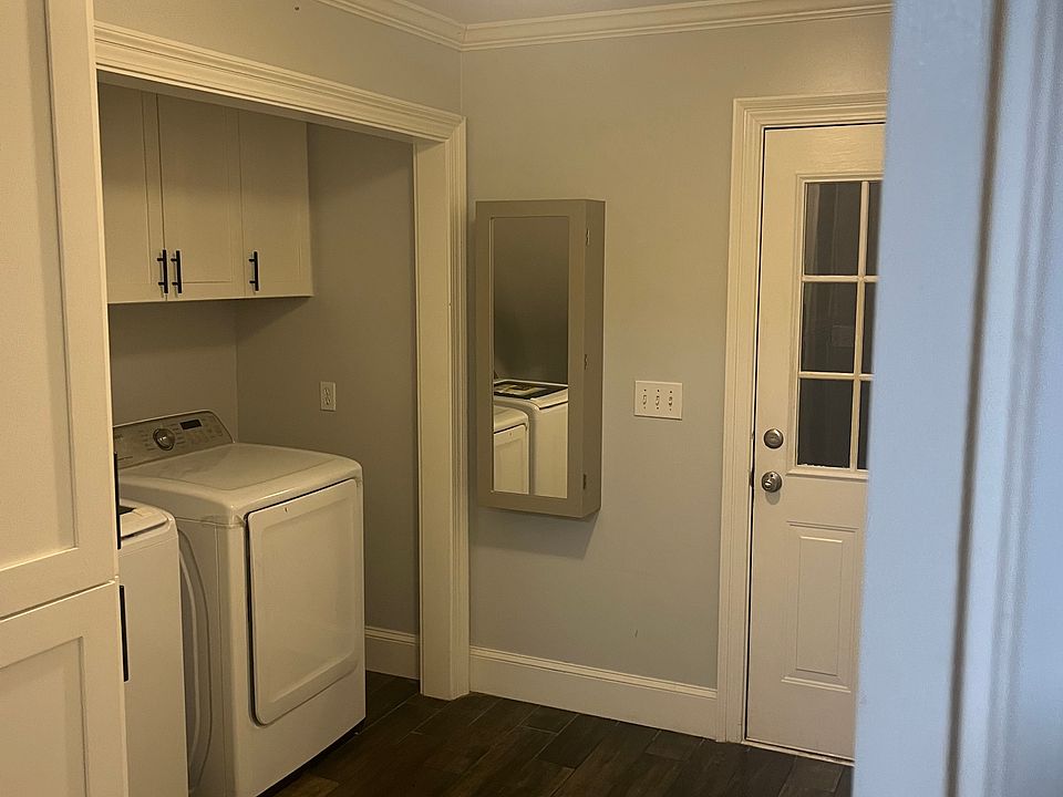 1st image of 684 Willowwind Dr