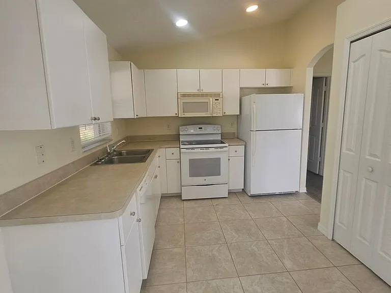 7450 Blutter Rd — Photo 13
