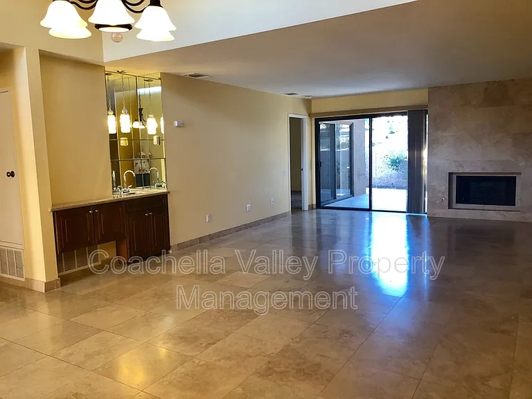 48993 Canyon Crest Ln — Photo 5