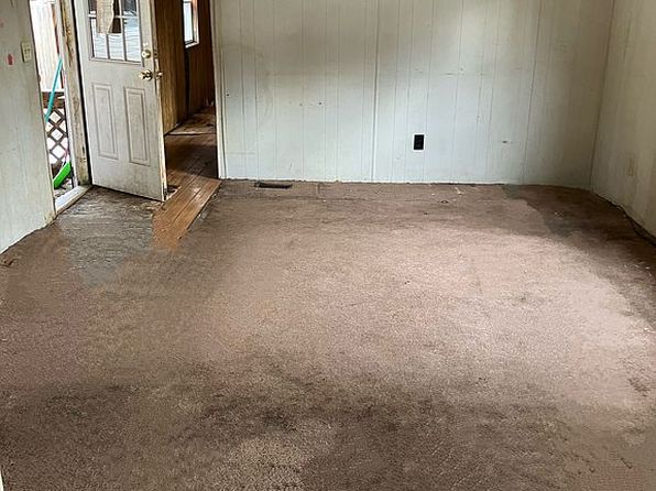 413 Saratoga Rd Trailer 12