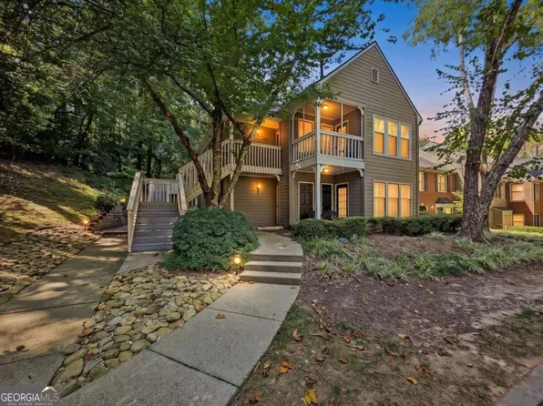 306 Bainbridge Dr, Sandy Springs, GA 30327
