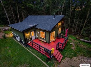 120 Spring Run Rd, Pocono Lake, PA 18347