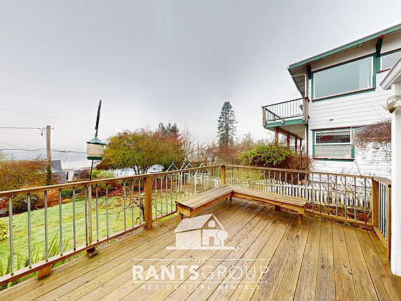 4th image of 1821 Arbutus St NE