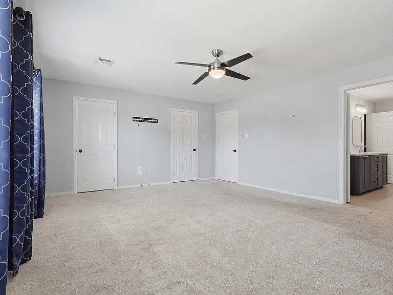 9419 Stonehouse Ln — Photo 14