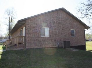 640 Sesson St, West Plains, MO 65775